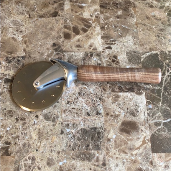 Piazza cutter